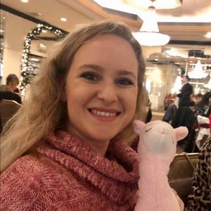 Meet your Posher, Madeline